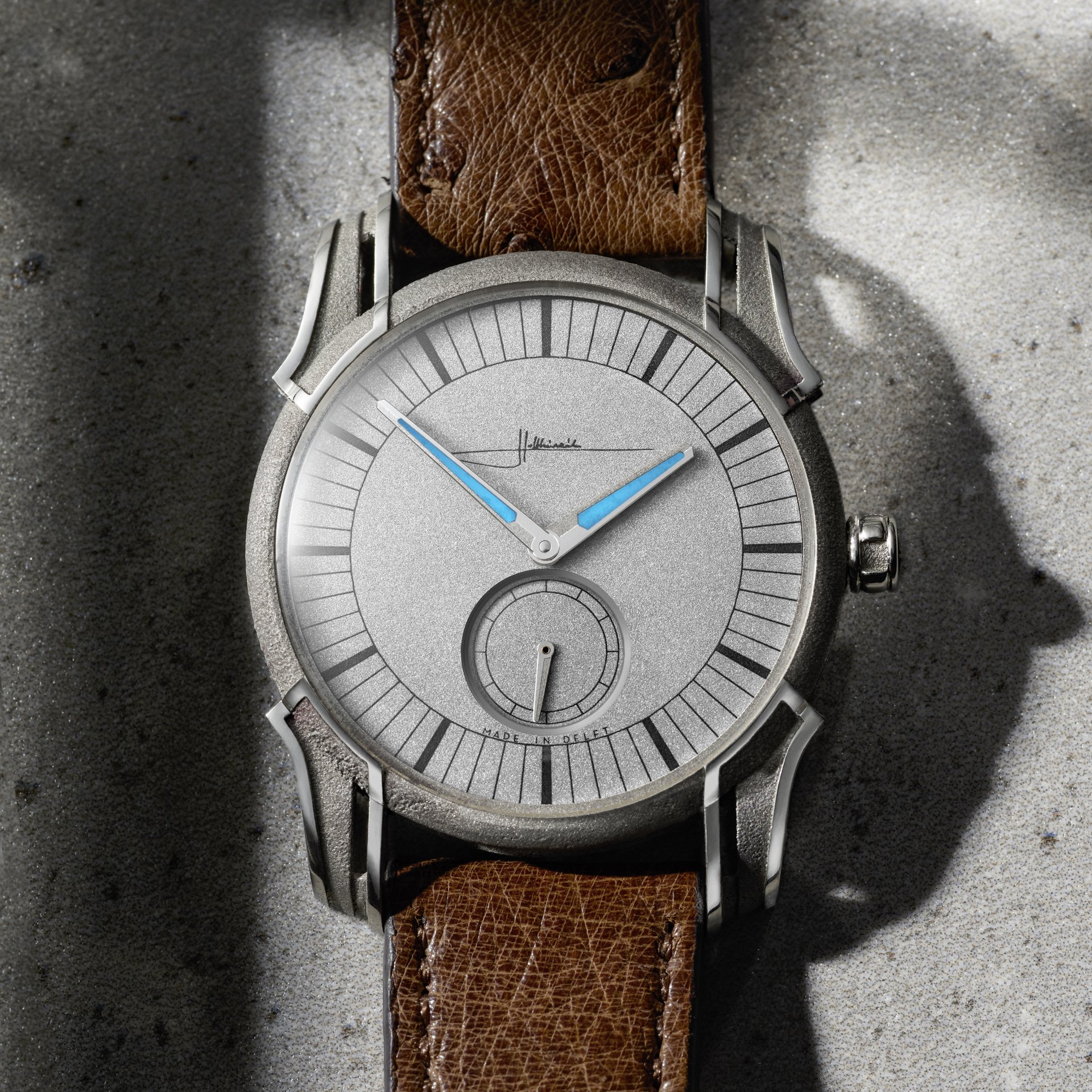 RAW Ornament wristwatch with visible 3D-printed texture